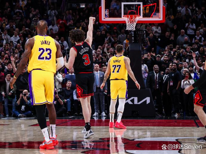 万博体育官方网站-公牛关键时刻失误不断，球队憾负对手，经营国内.-万博体育官方网站